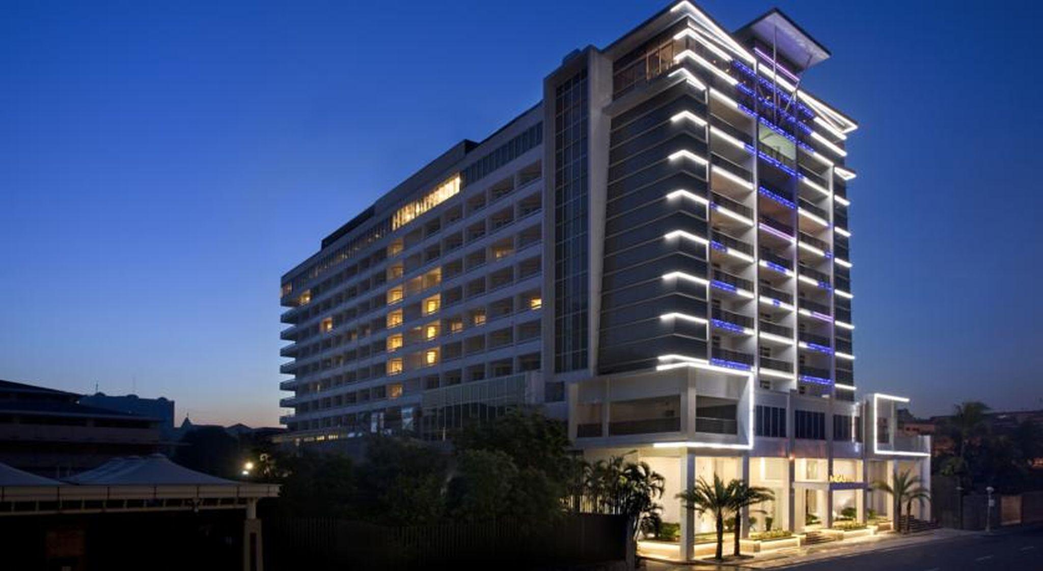 Midas Hotel And Casino Pasay Kültér fotó