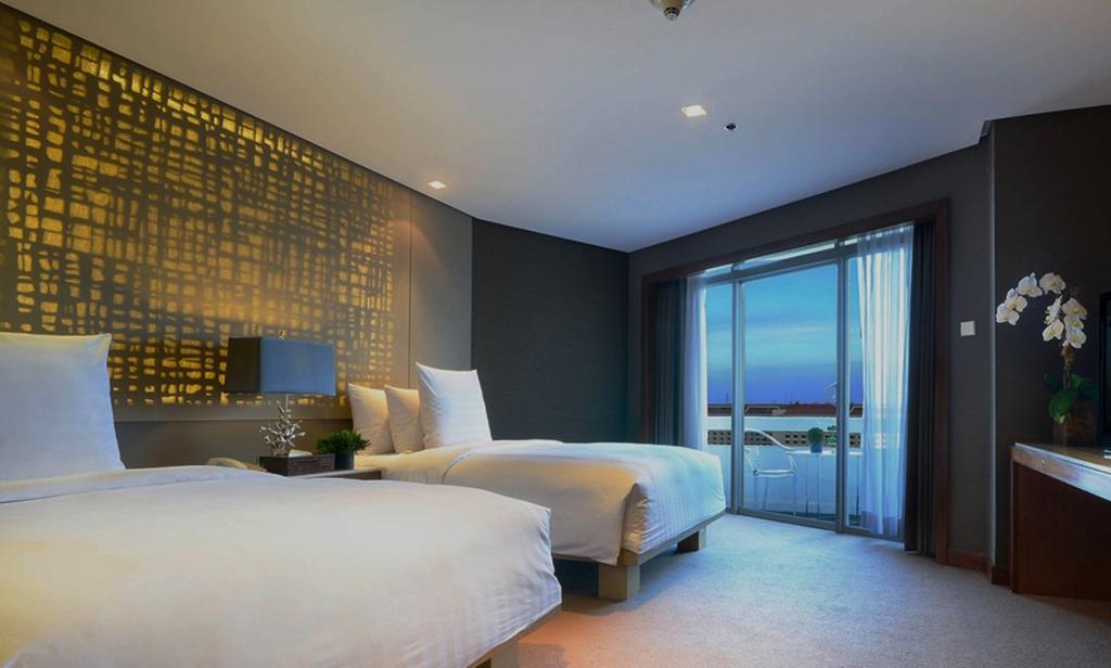 Midas Hotel And Casino Pasay Kültér fotó
